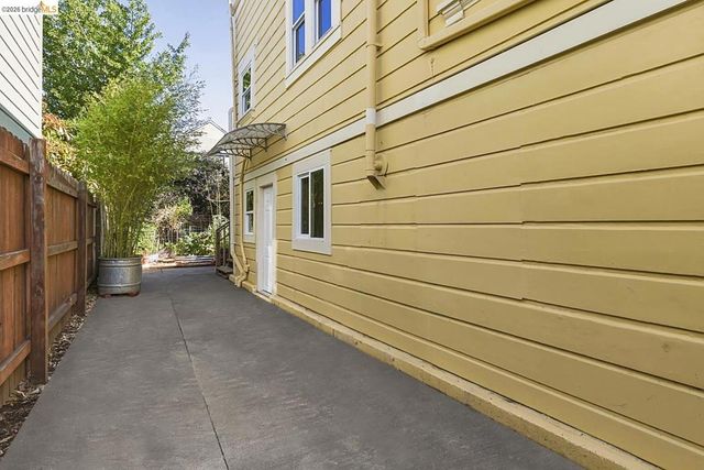 962 55Th St, Oakland, CA 94608