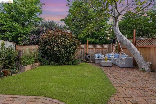 962 55Th St, Oakland, CA 94608
