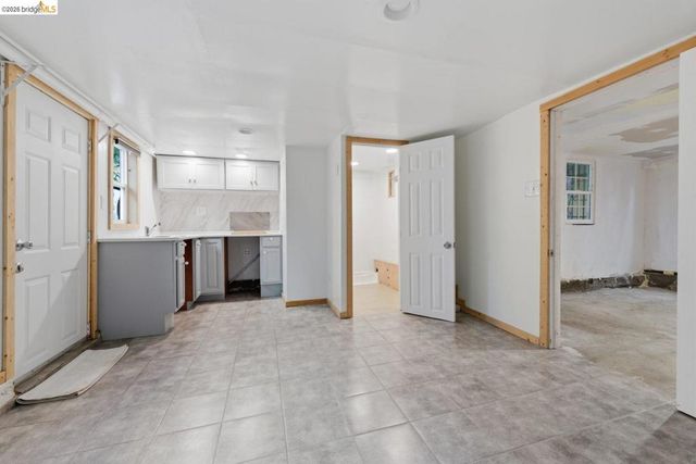 962 55Th St, Oakland, CA 94608