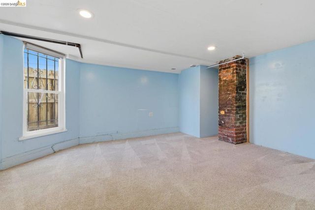 962 55Th St, Oakland, CA 94608