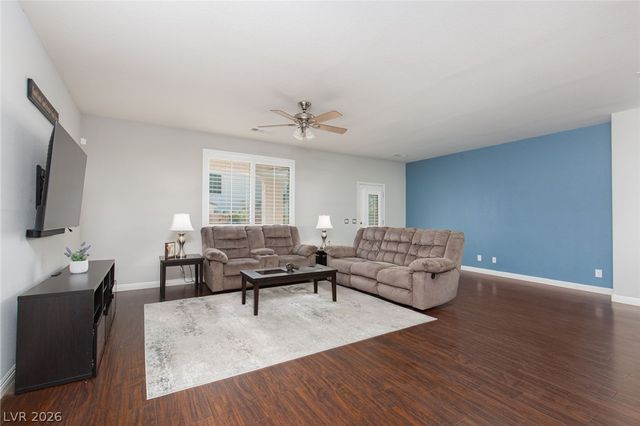 7624 Sugarloaf Peak Street, Las Vegas, NV 89166
