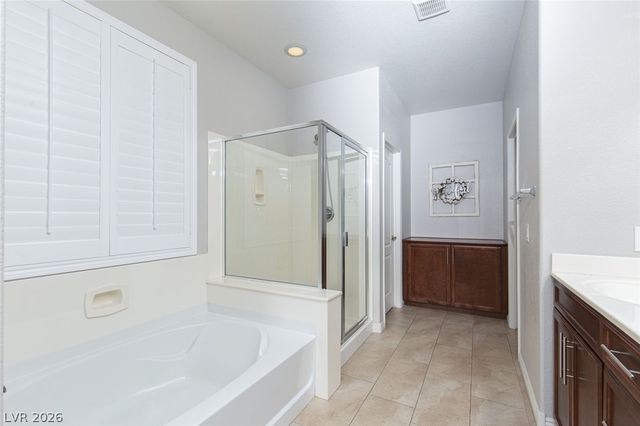 7624 Sugarloaf Peak Street, Las Vegas, NV 89166