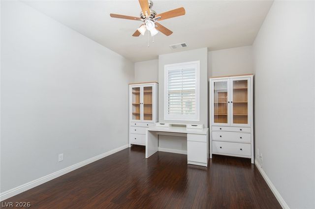 7624 Sugarloaf Peak Street, Las Vegas, NV 89166