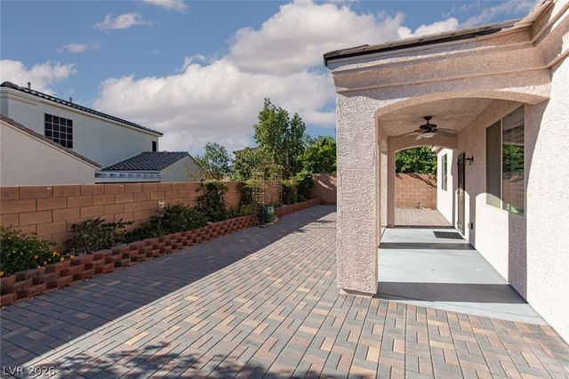 7624 Sugarloaf Peak Street, Las Vegas, NV 89166