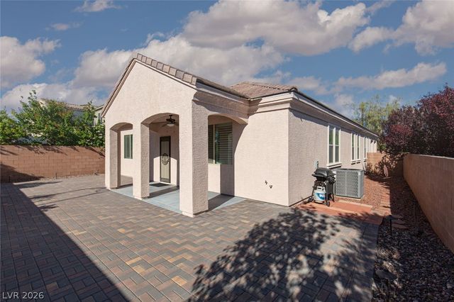 7624 Sugarloaf Peak Street, Las Vegas, NV 89166