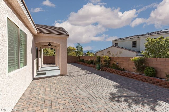 7624 Sugarloaf Peak Street, Las Vegas, NV 89166