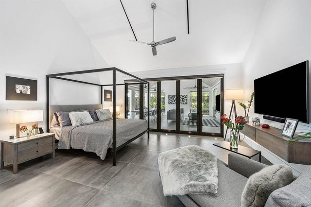 1275 N Swinton Avenue, Delray Beach, FL 33444