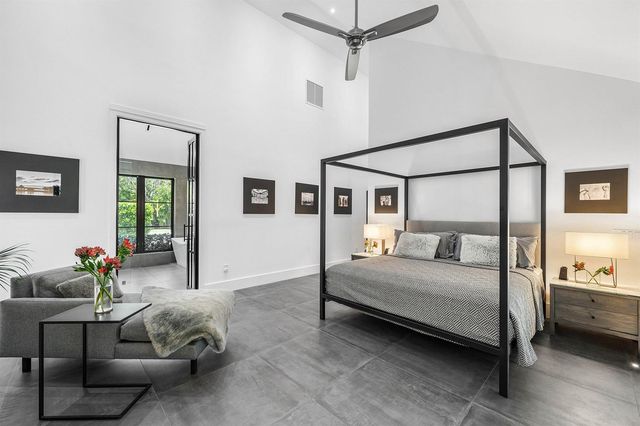 1275 N Swinton Avenue, Delray Beach, FL 33444
