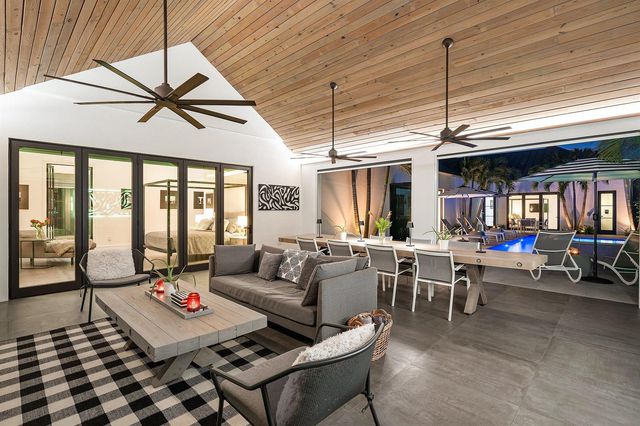 1275 N Swinton Avenue, Delray Beach, FL 33444