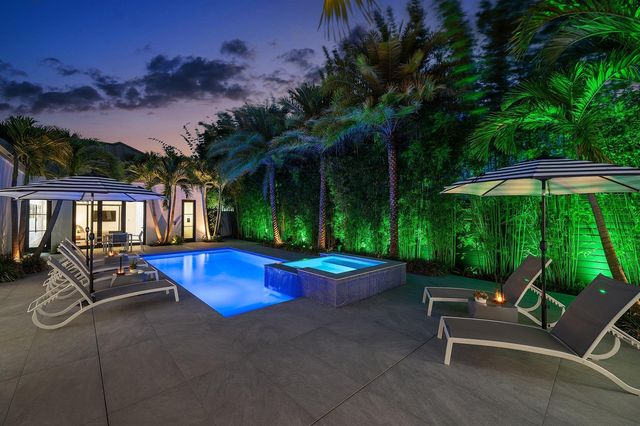 1275 N Swinton Avenue, Delray Beach, FL 33444