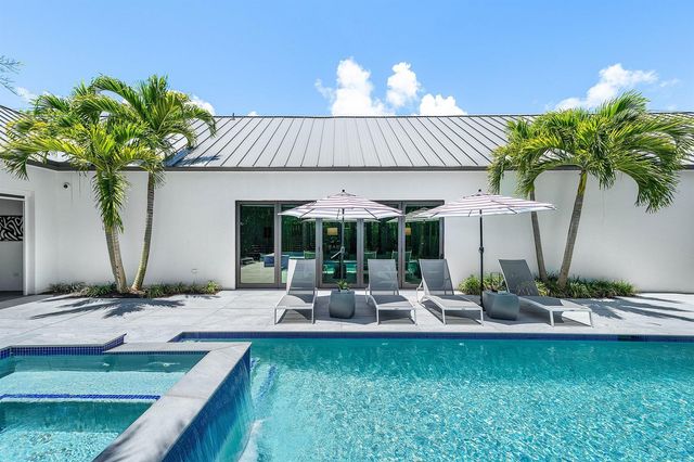 1275 N Swinton Avenue, Delray Beach, FL 33444