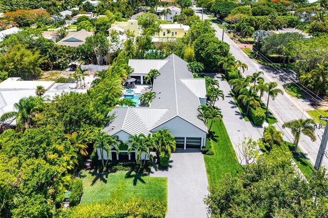 1275 N Swinton Avenue, Delray Beach, FL 33444