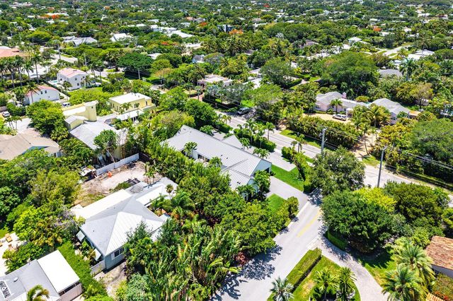 1275 N Swinton Avenue, Delray Beach, FL 33444