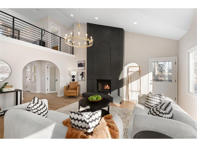 1074 E 132nd Way, Thornton, CO 80241