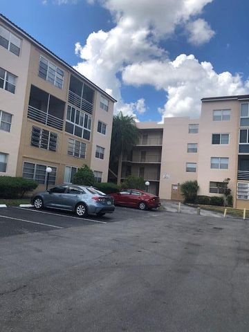 2811 Somerset Drive 316, Lauderdale Lakes, FL 33311