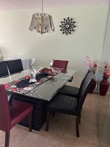 2811 Somerset Drive 316, Lauderdale Lakes, FL 33311