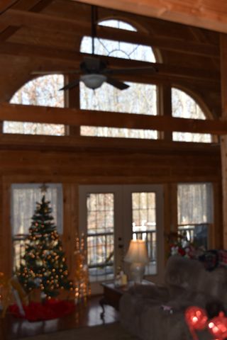 271 Ingman Cliff Rd, Tracy City, TN 37387