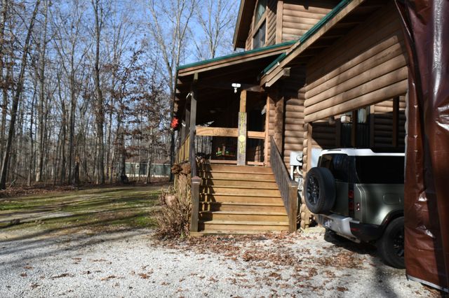 271 Ingman Cliff Rd, Tracy City, TN 37387