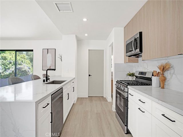 731 Calle Nogal, Thousand Oaks, CA 91360