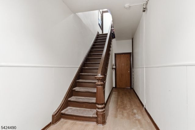 742 Avenue A, Bayonne City, NJ 07002