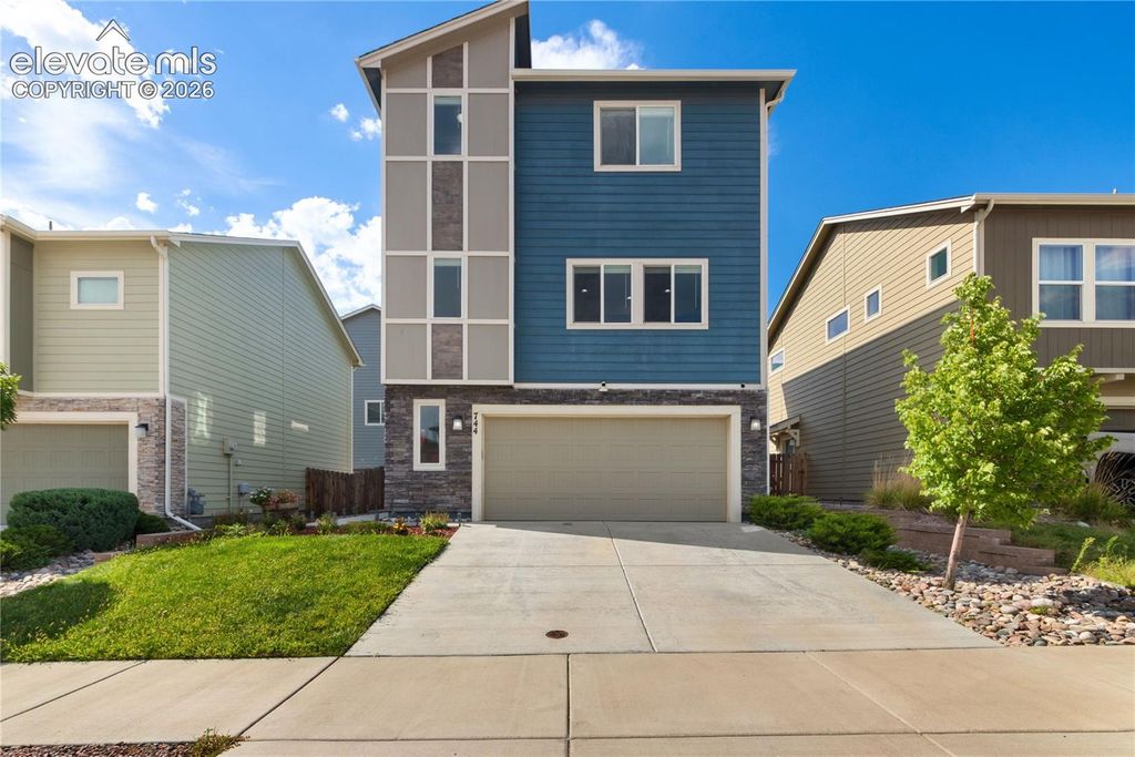 744 Endeavor Way, Colorado Springs, CO 80915 — exterior