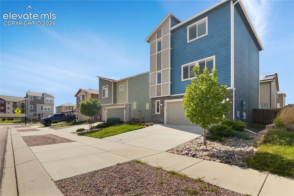 744 Endeavor Way, Colorado Springs, CO 80915 — photo 2
