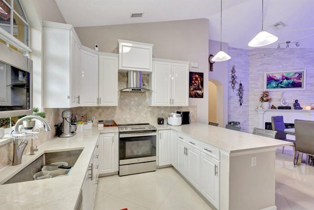 12402 83rd Lane N, West Palm Beach, FL 33412
