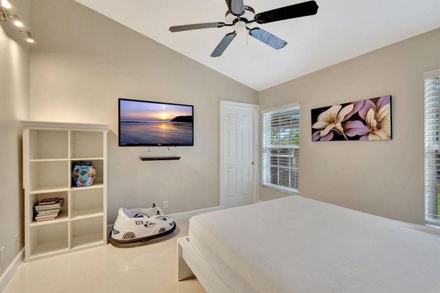 12402 83rd Lane N, West Palm Beach, FL 33412