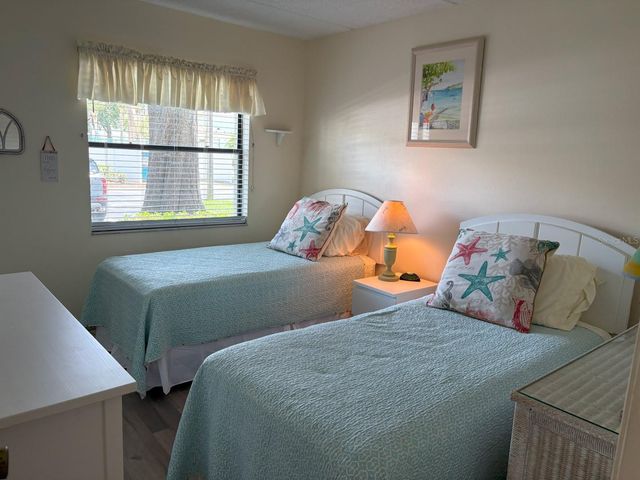 303 MEADOW LANE, Oldsmar, FL 34677