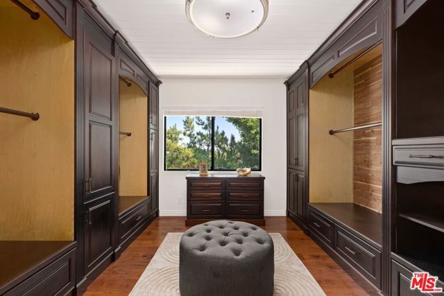 2267 Winona Boulevard, Los Angeles, CA 90027