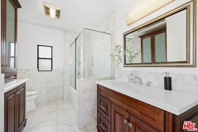 2267 Winona Boulevard, Los Angeles, CA 90027