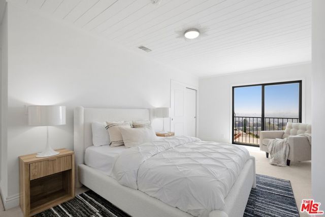 2267 Winona Boulevard, Los Angeles, CA 90027