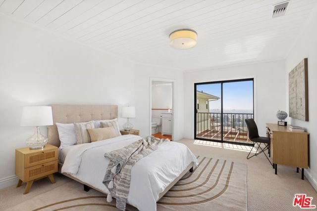 2267 Winona Boulevard, Los Angeles, CA 90027