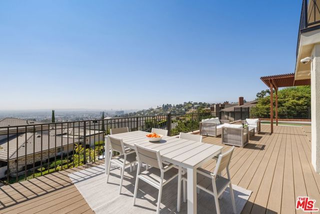 2267 Winona Boulevard, Los Angeles, CA 90027