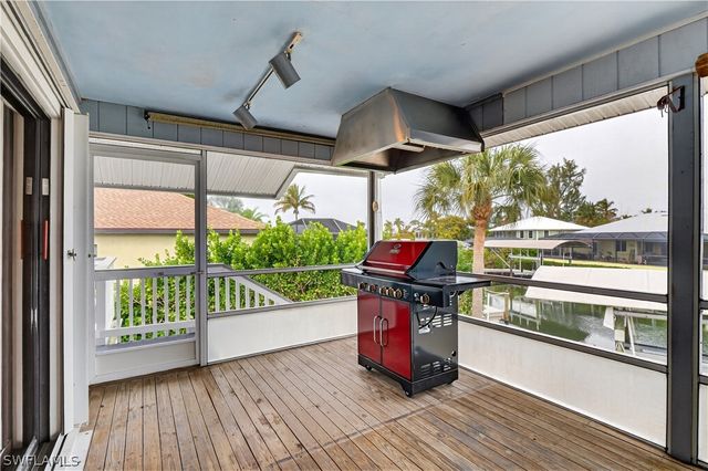 3630 Outrigger LN, St James City, FL 33956