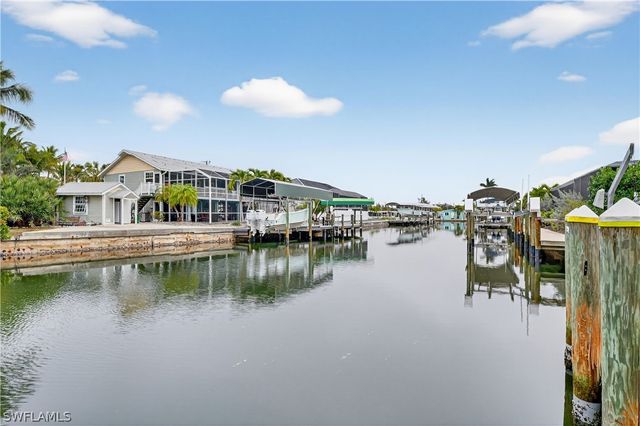 3630 Outrigger LN, St James City, FL 33956