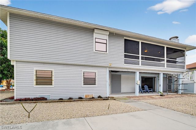 3630 Outrigger LN, St James City, FL 33956