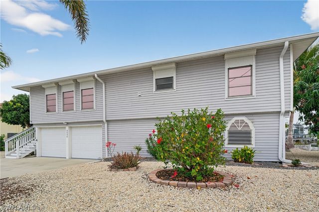 3630 Outrigger LN, St James City, FL 33956