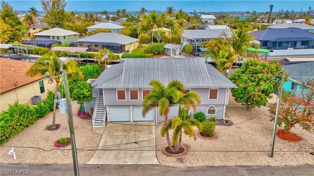 3630 Outrigger LN, St James City, FL 33956