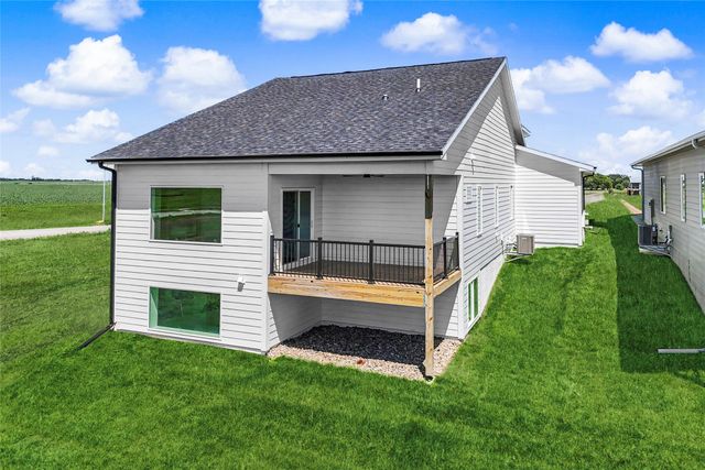 1230 NW Sproul Drive, Waukee, IA 50263