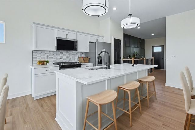 1230 NW Sproul Drive, Waukee, IA 50263