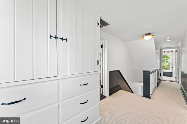 29 BEDENS BROOK RD, Skillman, NJ 08558