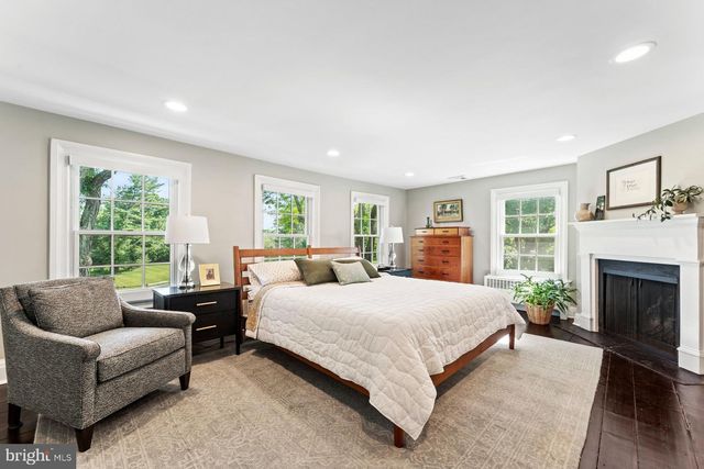 29 BEDENS BROOK RD, Skillman, NJ 08558