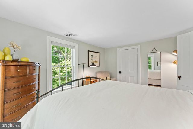 29 BEDENS BROOK RD, Skillman, NJ 08558