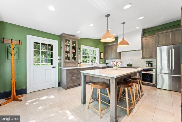 29 BEDENS BROOK RD, Skillman, NJ 08558