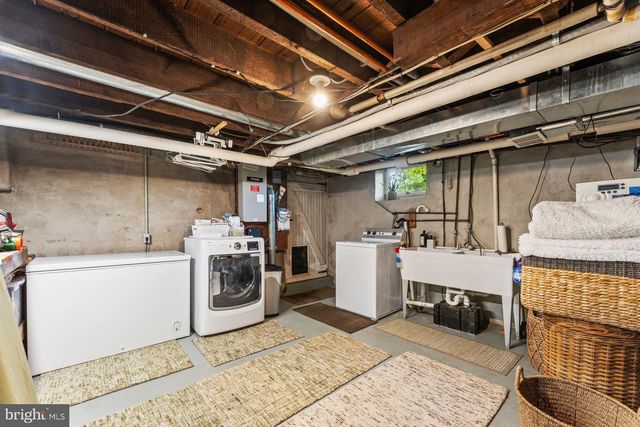 29 BEDENS BROOK RD, Skillman, NJ 08558