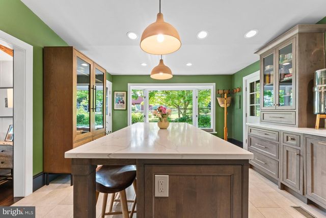 29 BEDENS BROOK RD, Skillman, NJ 08558