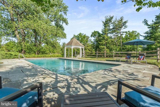 29 BEDENS BROOK RD, Skillman, NJ 08558
