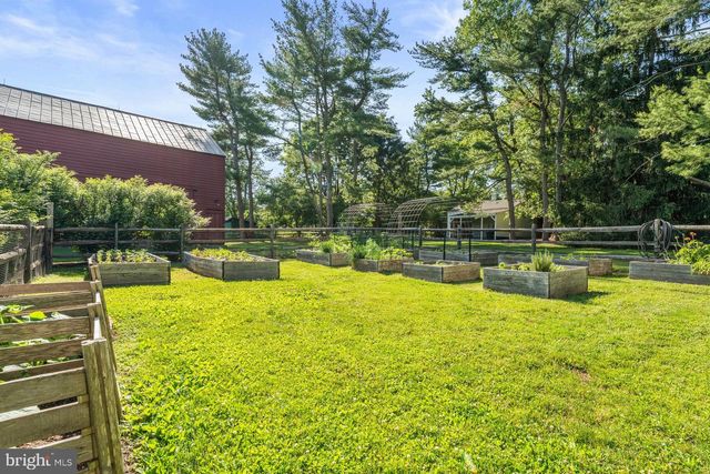 29 BEDENS BROOK RD, Skillman, NJ 08558