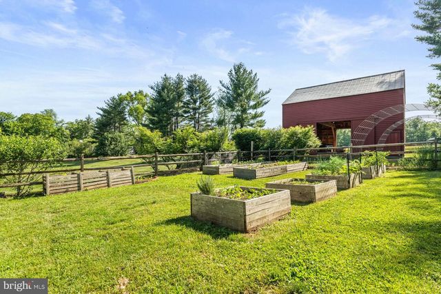 29 BEDENS BROOK RD, Skillman, NJ 08558